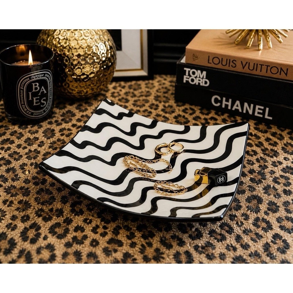 Black White Abstract Wavy Plate Dish Pedestal Wall Decor Modern Art Bowl Multi!